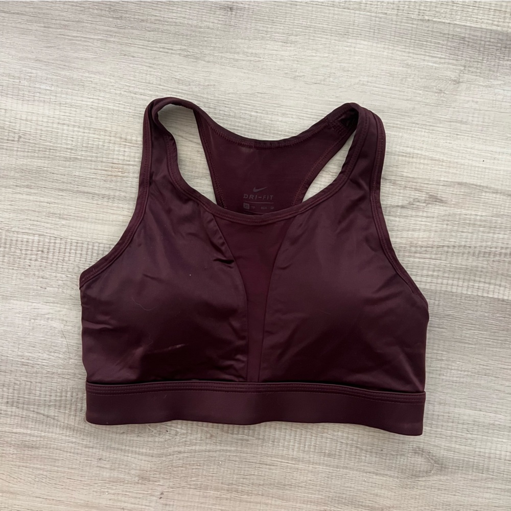 Nike High Neck Sports Bra